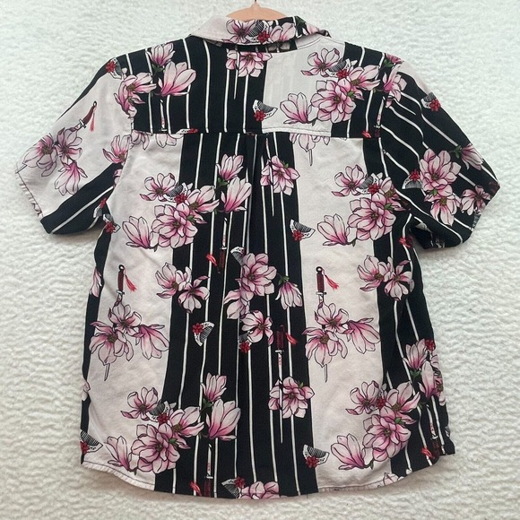 Disney Her Universe Shirt Womens Small Pink Black Mulan Floral Hot Topic Button - Picture 2 of 8
